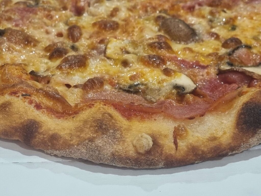 Pizza Cotto e Funghi
