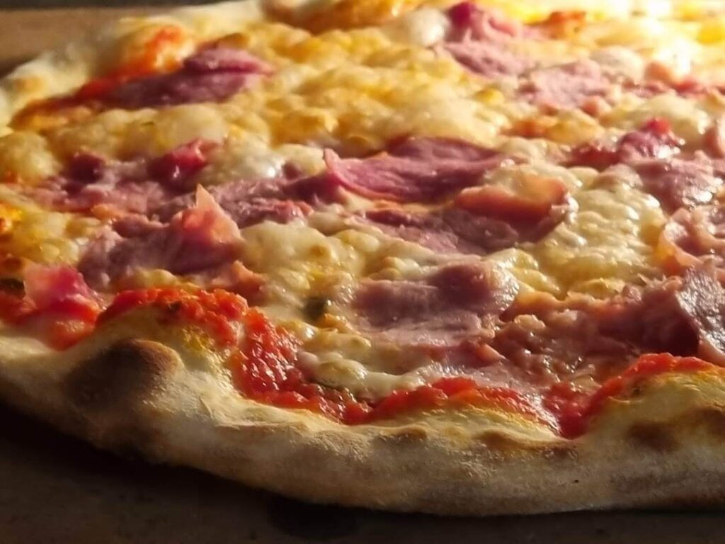 Pizza al Cotto